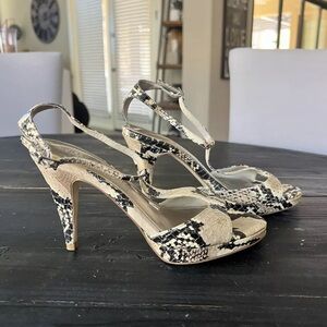 White House Black Market Snake Print Heels Womens Size 7M